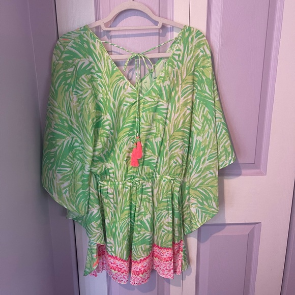 🦄Lilly Pulitzer Mai Romper🦄 - Picture 4 of 4
